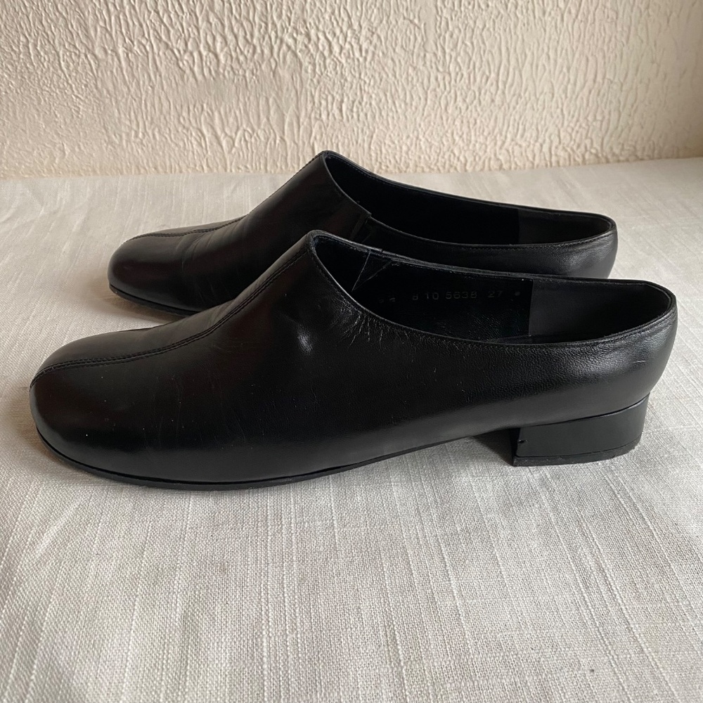 Vintage 90's era Robert Clergerie black kid leather slip on mules Sz 9.5